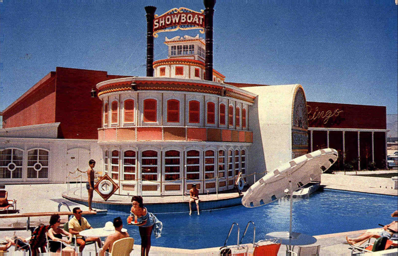 The Showboat Hotel | Alamy Stock Photo by Archive PL