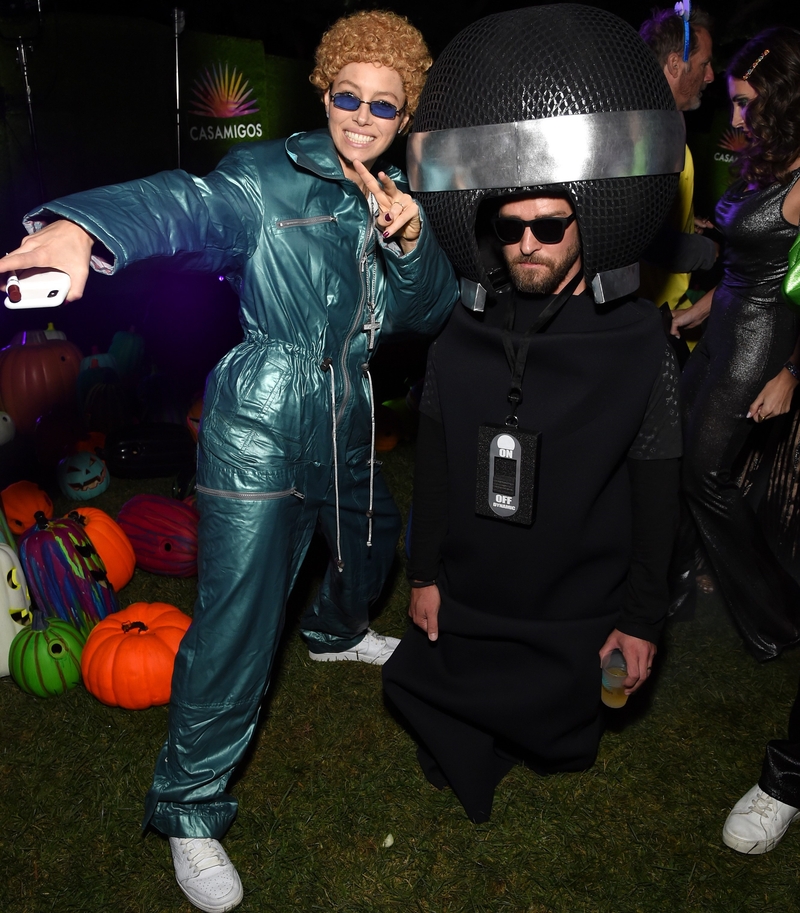 Jessica Dresses up as Justin for Halloween | Getty Images Photo by Michael Kovac